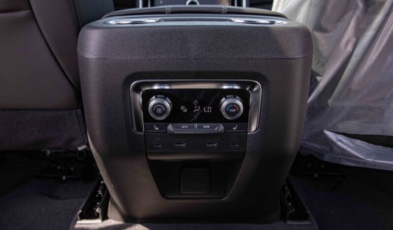 
								2025 GMC Yukon XL DENALI XL full									