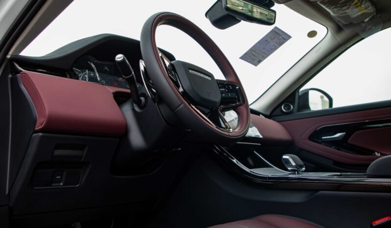 
								2025 Land Rover Range Rover Evoque Dynamic full									