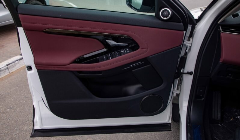 
								2025 Land Rover Range Rover Evoque Dynamic full									