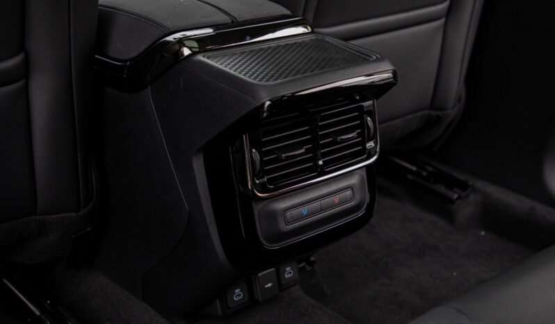 
								2025 Land Rover Range Rover Evoque Dynamic full									