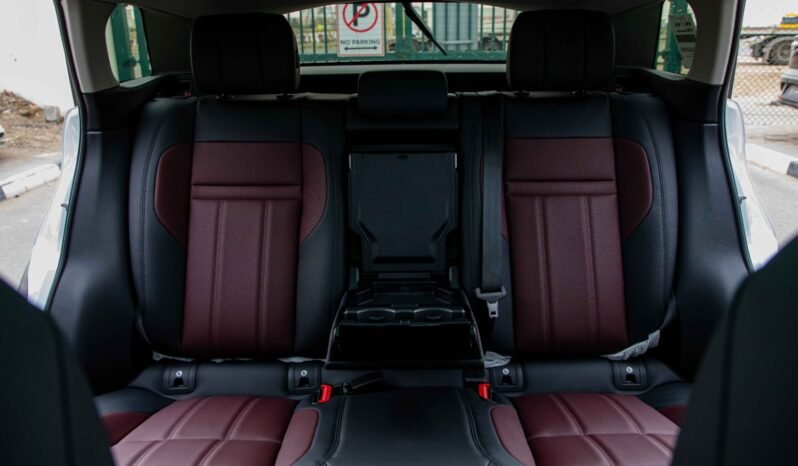 
								2025 Land Rover Range Rover Evoque Dynamic full									