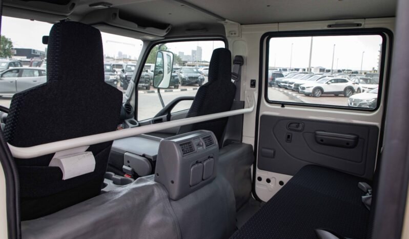 
								2024 HINO 300 SERIES 714 D/C full									