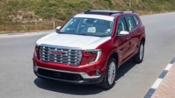 2024 GMC Acadia DENALI 2.5L