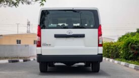 2026 Toyota Hiace STD ROOF 6S P 3.5 L MT GL RB