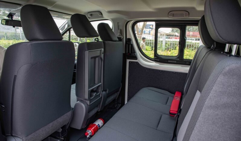 
								2026 Toyota Hiace STD ROOF 6S P 3.5 L MT GL RB full									