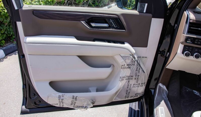 
								2025 GMC Yukon Denali Edition 6.2L V8 full									