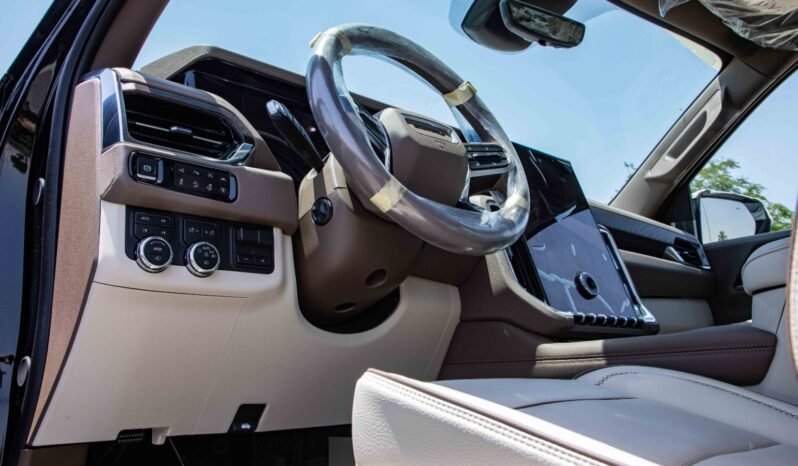
								2025 GMC Yukon Denali Edition 6.2L V8 full									