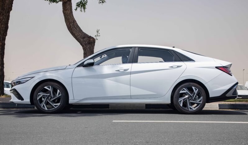 
								2025 Hyundai Elantra 1.5L Premium full									