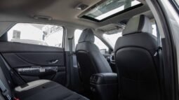 
										2025 Hyundai Elantra 1.5L Premium full									