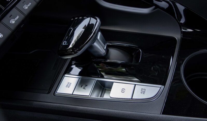 
								2025 Hyundai Elantra 1.5L Premium full									