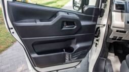 
										2026 Toyota Hiace HIGH ROOF 13S P 3.5L MT GL RB full									
