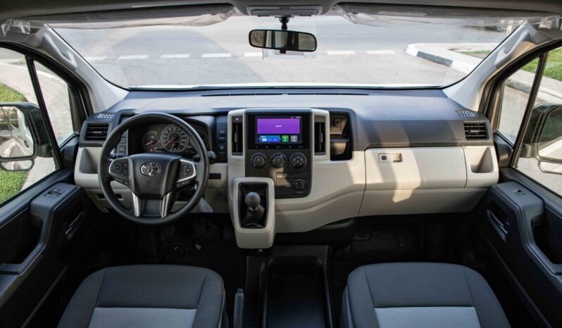 
								2026 Toyota Hiace HIGH ROOF 13S P 3.5L MT GL RB full									