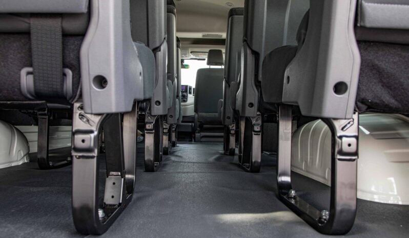 
								2026 Toyota Hiace HIGH ROOF 13S P 3.5L MT GL RB full									
