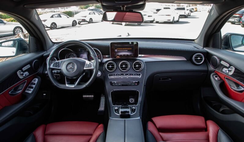 
								2017 Mercedes-Benz GLC Coupe 250 AMG 4Matic full									