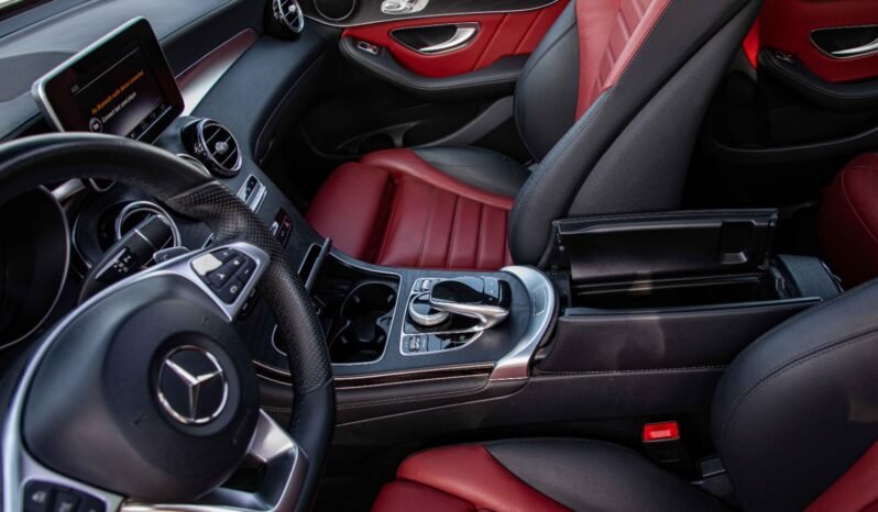 
								2017 Mercedes-Benz GLC Coupe 250 AMG 4Matic full									