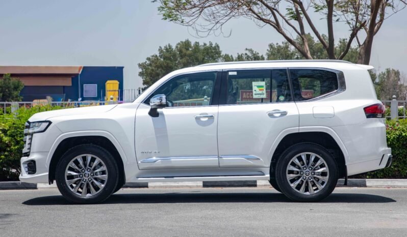 
								2026 Toyota Land Cruiser VXR TWIN TURBO 3.5L full									