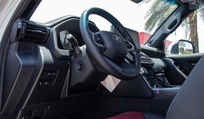 
								2026 Toyota Land Cruiser VXR TWIN TURBO 3.5L full									
