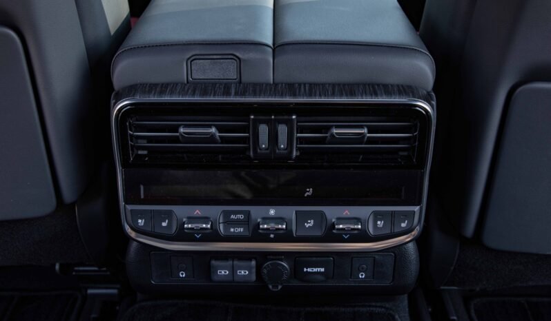 
								2026 Toyota Land Cruiser VXR TWIN TURBO 3.5L full									