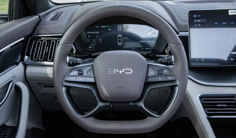 
								2025 BYD Song Plus DM-i 112KM Premium Edition full									