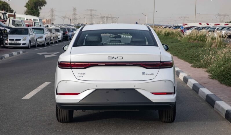 
								2025 BYD QIN PLUS 1.5 L Hybrid full									