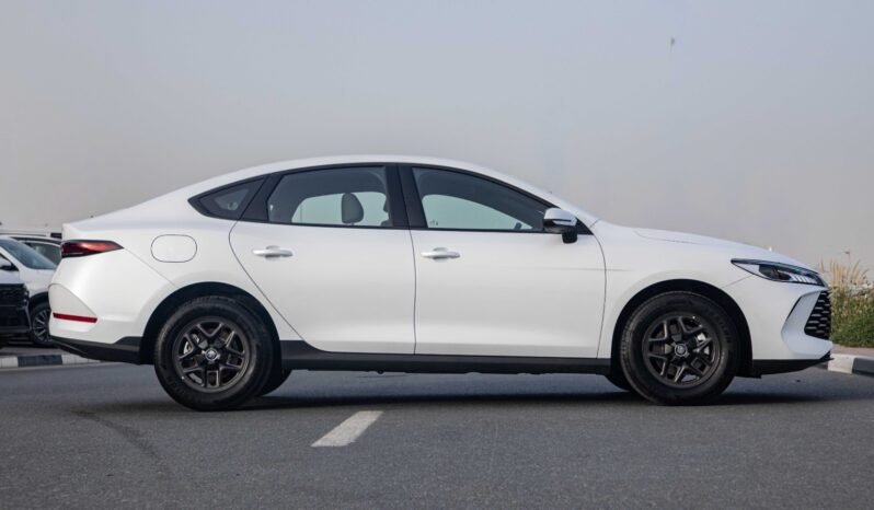 
								2025 BYD QIN PLUS 1.5 L Hybrid full									
