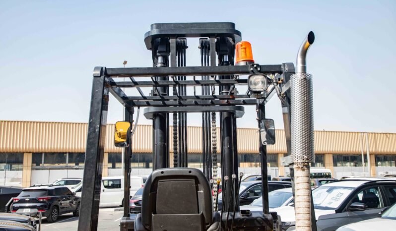 
								2025 Caterpillar Diesel Forklift Truck 10.0 Ton full									