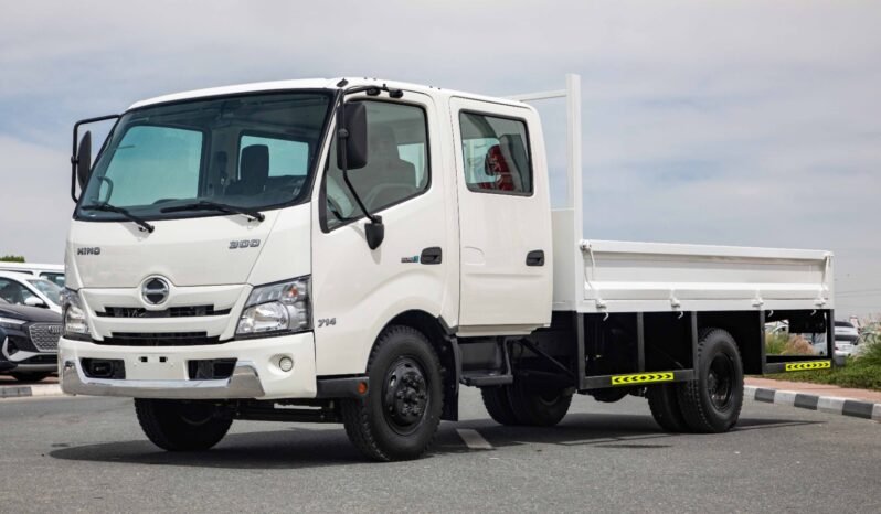 
								2024 HINO 300 SERIES 714 D/C full									