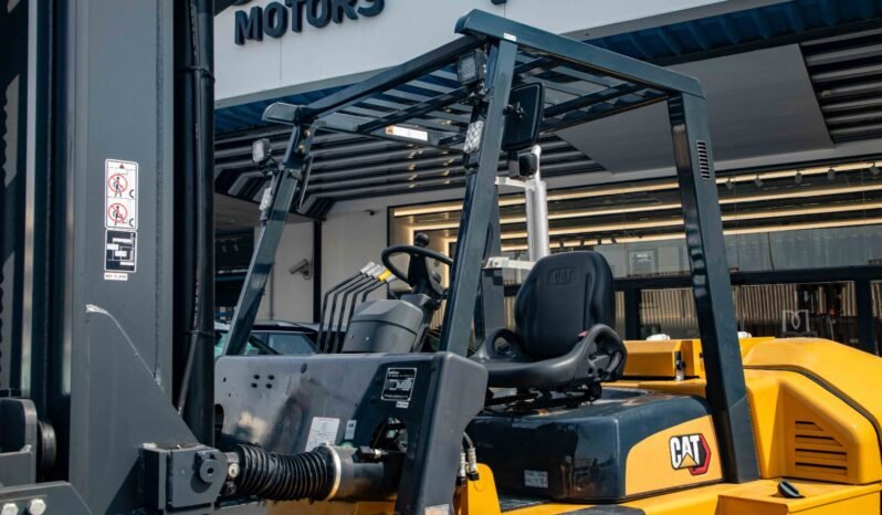 
								2025 Caterpillar Diesel Forklift Truck 10.0 Ton full									