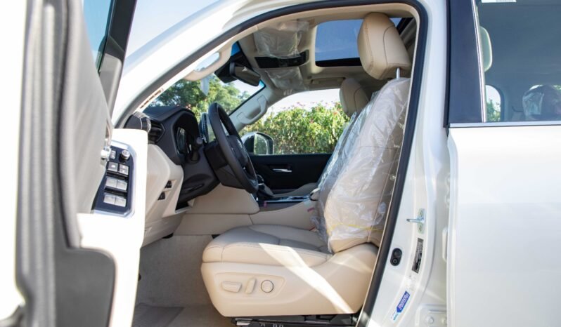 
								2026 Toyota Land Cruiser VXR 4.0L A/T Petrol full									