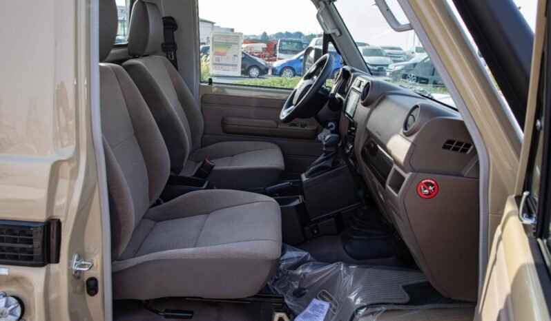 
								2026 Toyota Land Cruiser LC 79 STD – E1 A/T P 4.0 full									
