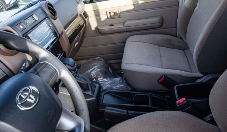 
								2026 Toyota Land Cruiser LC 79 STD – E1 A/T P 4.0 full									