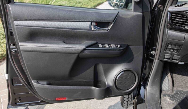 
								2026 Toyota Hilux GR Sport 4.0L AT 4WD full									