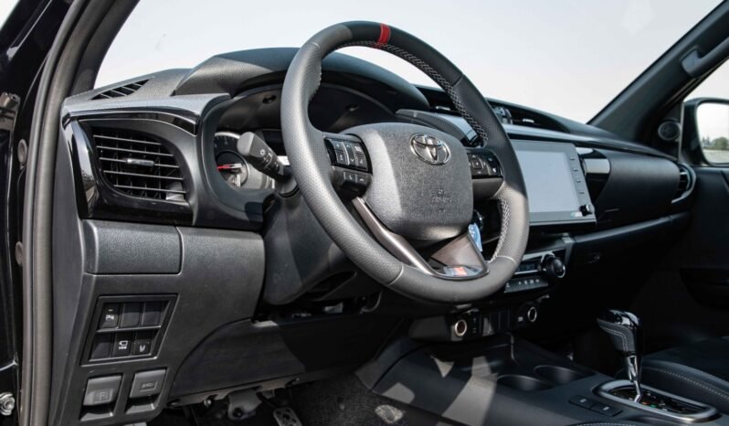 
								2026 Toyota Hilux GR Sport 4.0L AT 4WD full									