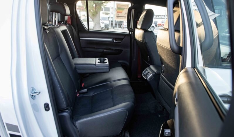 
								2026 Toyota Hilux GR Sport 4.0L AT 4WD full									