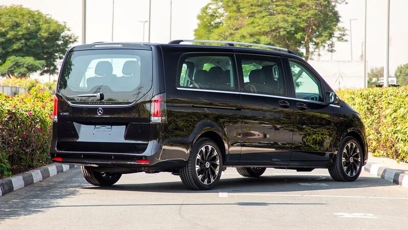 
								2026 Mercedes Benz V300 Avantgarde Plus Extra Long full									