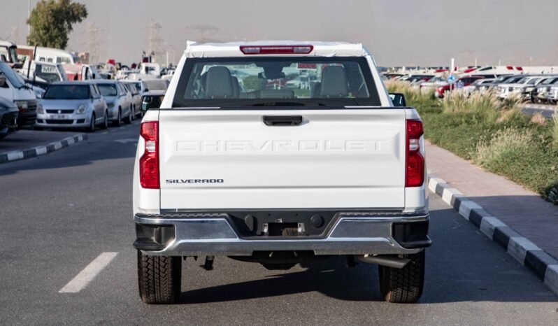 
								2025 Chevrolet Silverado V8 5.3L PICK-UP 4WD full									