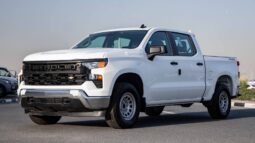 2025 Chevrolet Silverado V8 5.3L PICK-UP 4WD