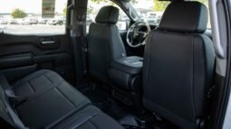 
										2025 Chevrolet Silverado V8 5.3L PICK-UP 4WD full									