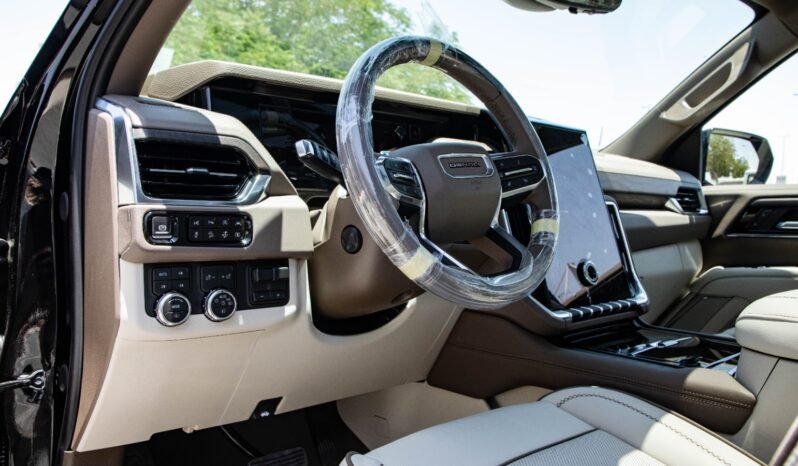 
								2026 GMC Yukon XL Denali V8 4WD full									