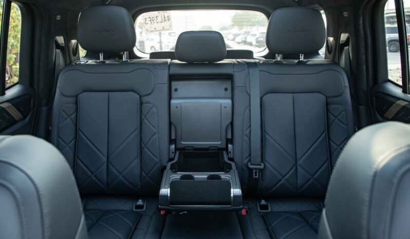 
								2025 BYD LEOPARD 8 FLAGSHIP 7 SEATS 21 WHEEL full									