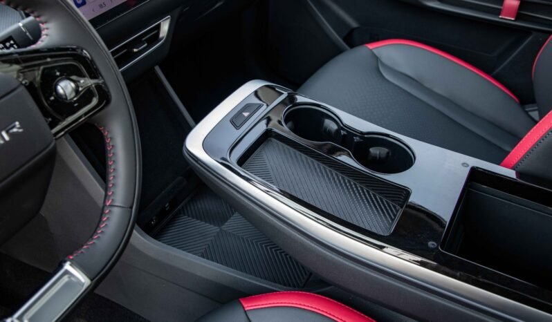 
								2024 Jetour Dashing LUXURY 1.6L PETROL 5SEATER full									