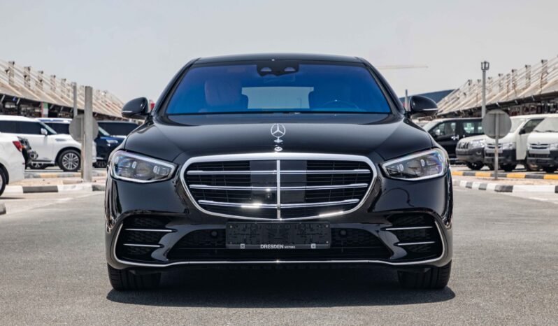 
								2024 Mercedes Benz S500 4MATIC L 4.0L AMG full									