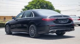 
										2024 Mercedes Benz S500 4MATIC L 4.0L AMG full									