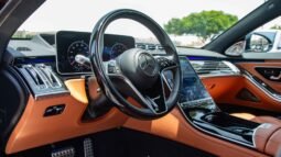 
										2024 Mercedes Benz S500 4MATIC L 4.0L AMG full									