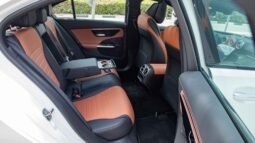 
										2026 Mercedes Benz C200 AMG Night Package full									
