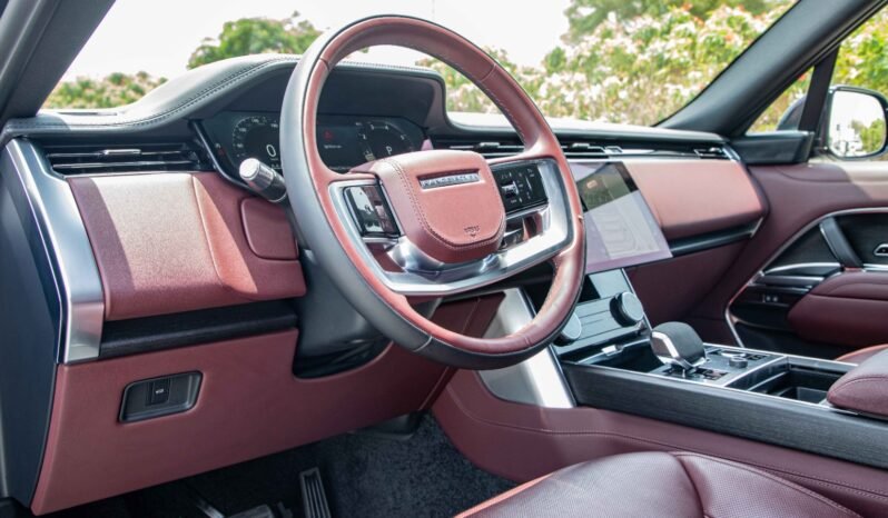 
								2022 Land Rover Range Rover HSE P530 V8 full									