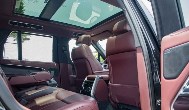 
								2022 Land Rover Range Rover HSE P530 V8 full									