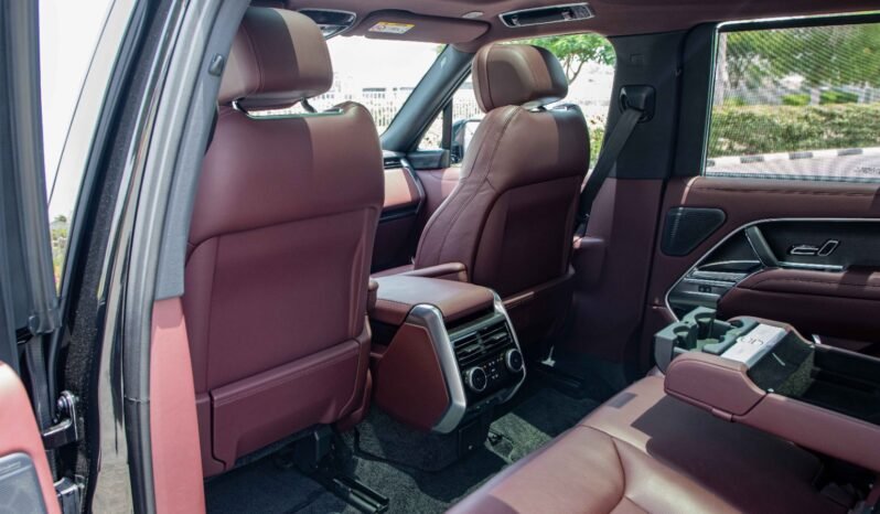 
								2022 Land Rover Range Rover HSE P530 V8 full									