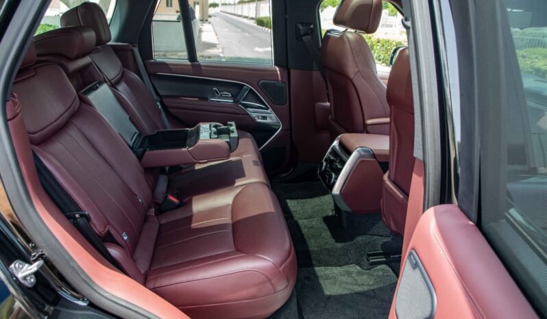 
								2022 Land Rover Range Rover HSE P530 V8 full									