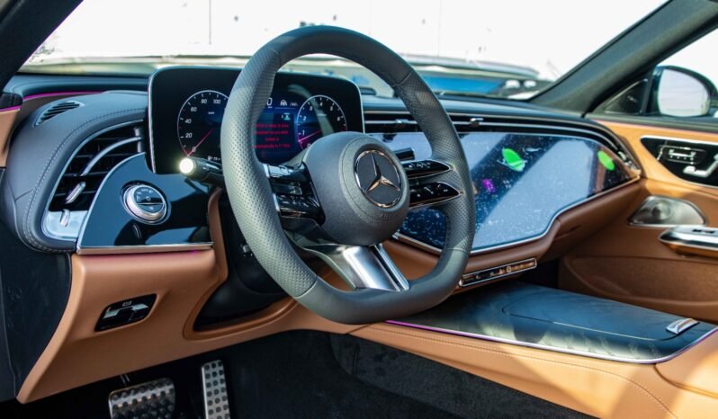 
								2026 Mercedes Benz E300 AMG PACKAGE full									